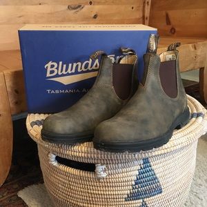 Blundstone 585 Rustic Brown boots women’s size 10